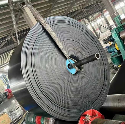 Cinturão transportador de cabo de aço ST800 com resistência à tração e resistência ao impacto superiores